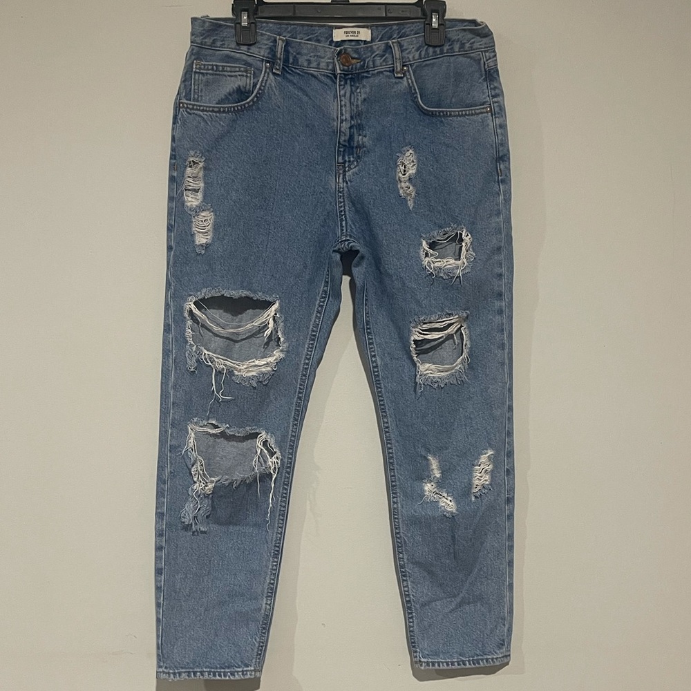 Forever 21 Distressed Boyfriend Jean